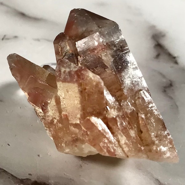Cristal de cuarzo hematoide de fuego rojo crudo de pie de 1.77 ", 1 oz, racimo de cristal de hematita multipunto muy potente con fantasmas de Zimbabwe (# 836)