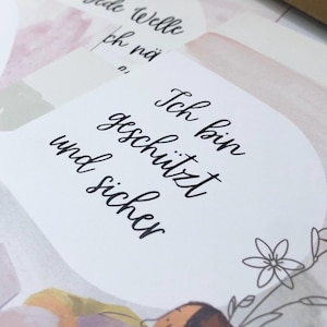 Affirmationskarten Schwangerschaft, 20 Hypnobirthing Karten zur Geburtsvorbereitung inkl. Echtholz-Staffelei