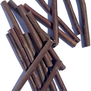 All Natural Willow Sticks | Healthy Small Animal Wood Chew Toy For Rabbit, Hamster, Chinchilla, Guinea Pig, and Other Small Animals