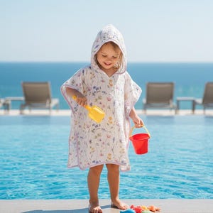 Muslin Poncho Handduk Blommig Muslin Baby Poncho | Ekologisk Bomull Huva Överdrag (Åldrar 1-5 år)
