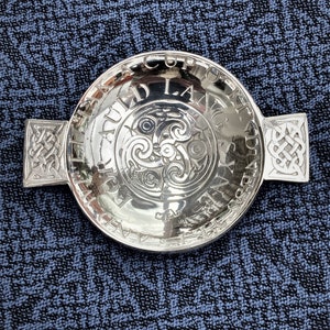 Auld Land Syne Celtic knotwork  Scottish Quaich