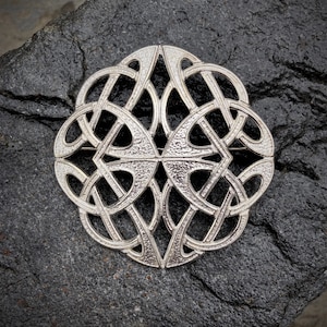 Sterling Silver Celtic Cloak/Scarf Brooch, Scottish hallmark of fine quality