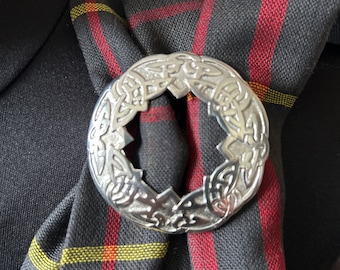 Celtic Interlace Plaid brooch