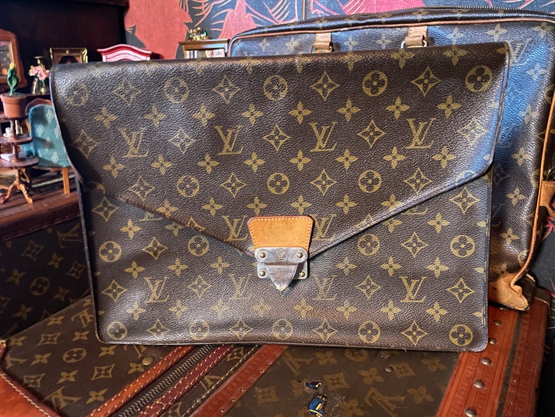 louis vuitton document case