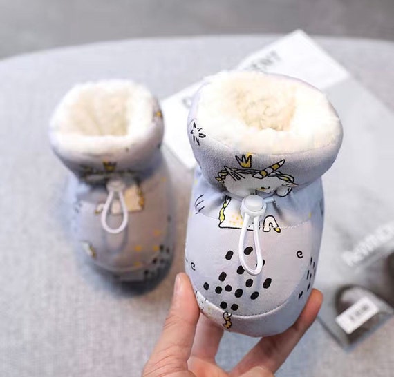 Bottes d'hiver pour bébé, chaussons pour lit de bébé, chaussons pour  nouveau-né, chaussons d'hiver pour bébé fille, chaussons pour bébé garçon,  chaussures pour bébé -  France