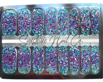 Turquoise Glitter Bomb 100% Nail Polish Wraps, Nail Strips, Nail Stickers. Free set with purchase of 3 or more!