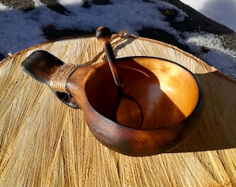 Kubek kempingowy Birch Kuksa Cup & Wooden Spoon, ręcznie robiony – szwedzki sprzęt bushcraftowy | Witaberget