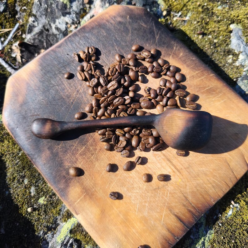 wooden coffee scoop handmade in sweden by witaberget