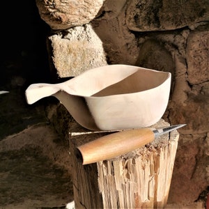 Wooden Kuksa Coffee Cup | Bushcraft Mug hand-carved from Swedish Birch | Witaberget