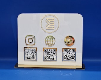 QR Social Media Stand