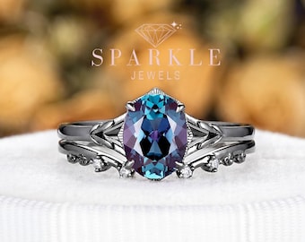 Anillo de compromiso ovalado de oro negro con alejandrita, anillo de promesa gótico de rodio negro con alejandrita, conjunto nupcial, alianza de boda con abertura abierta, regalo de nacimiento de junio