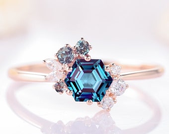 Vintage Hexagon Cut Alexandrite Ring, Unique Cluster engagement Ring,  June Birthstone Wedding Ring, Rose Gold Flower Promise Ring for Women