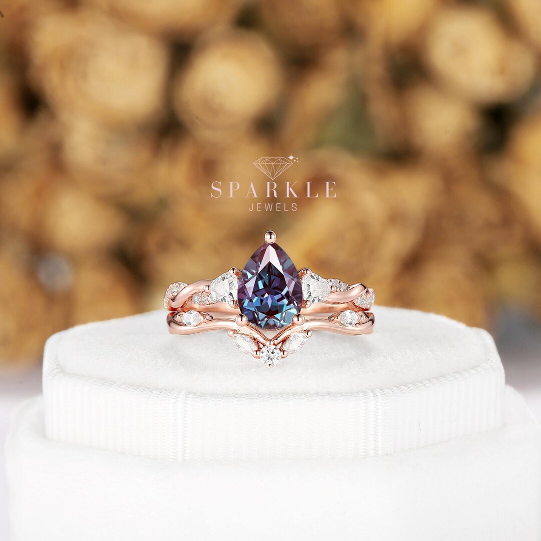 Twinning Rings Vintage Pear Alexandrite Engagement Rings, Unique Twinning 14K Rose ...