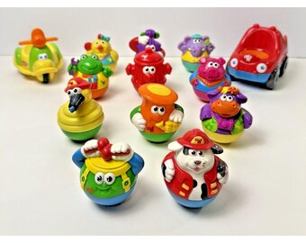 Playskool Hasbro Vtg Weebles 11 Figures and 2 Vehicles Pig Dog Elephant Duck Cow