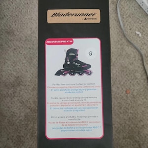 ROLLERBLADES met Gear Bladerunner Advantage Pro XT inline skates maat 9 zwart/roze