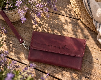 Personalized Leather Wallet for Women, Leather Zip Wallet with Wristlet, Gift for Her, Leather Clutch