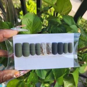 Army Wife Press Ons | Custom Press On Nails | Press On Nails | Luxury Press On Nails | Press Ons | Reusable Press Ons