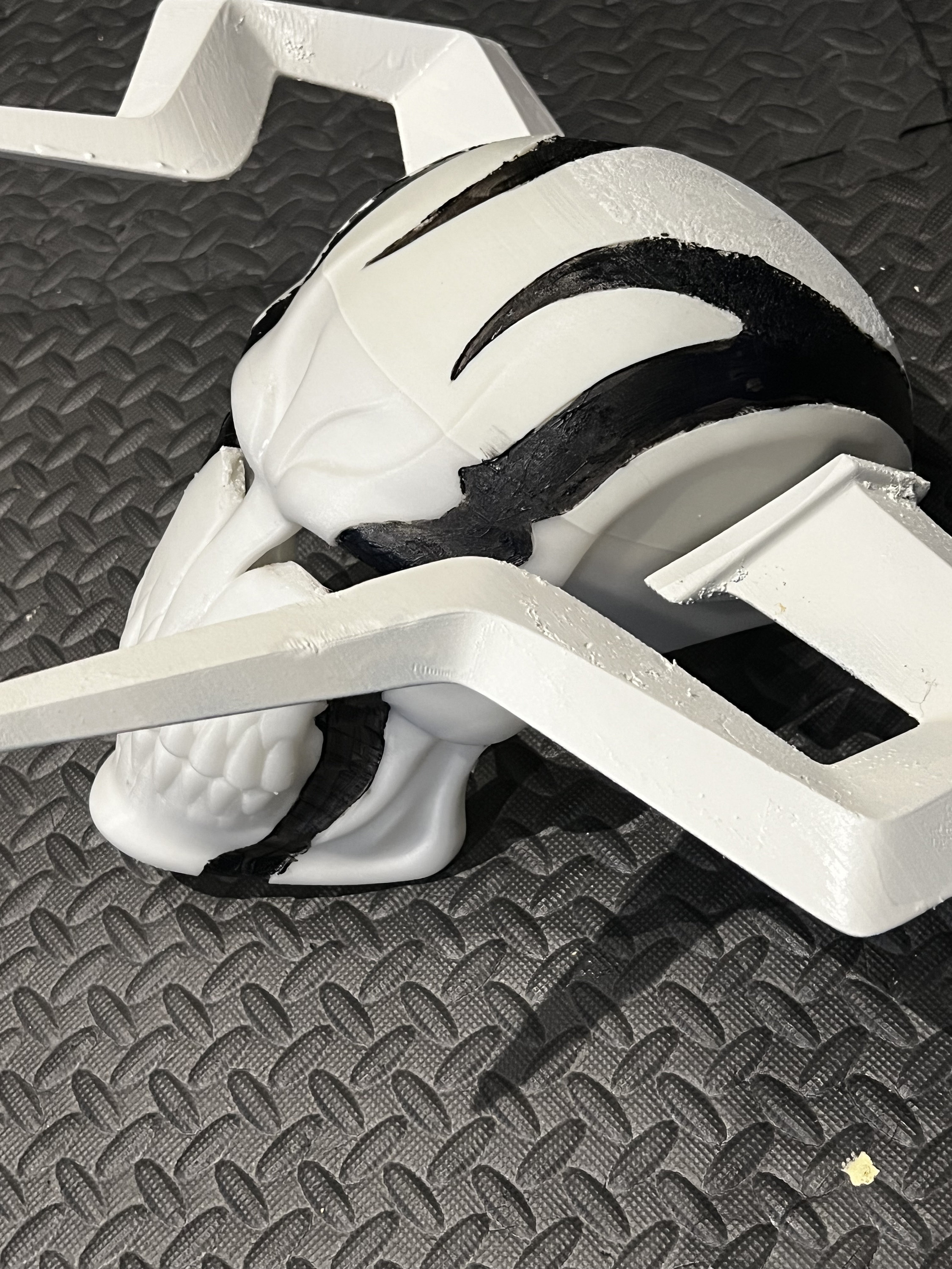 its finished! my 3d printed vasto lorde helmet! : r/bleach