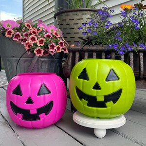 Vintage Pumpkin Halloween Candy Bucket Pail, Blow Mold Pumpkin Trick or  Treat Bucket, Pink Blowmold Jack-o-lantern, General Foam Plastics 