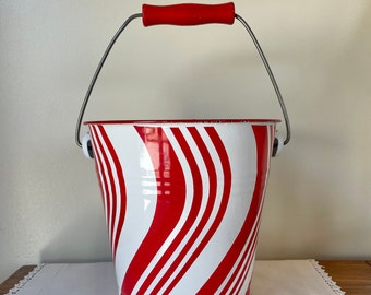 Vintage Red and White Striped Enamelware Bucket Pail, Vintage Enamelware Bucket, Enamelware Sand Pail,