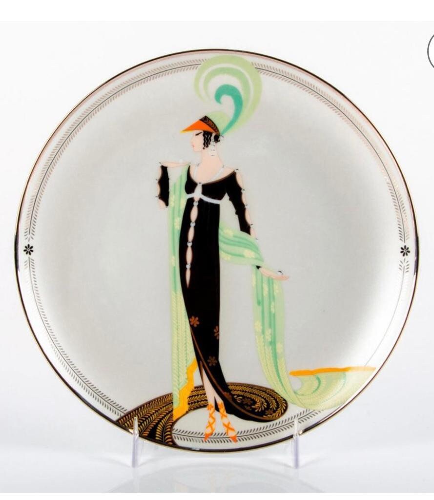 Vintage Art Deco the Franklin Mint Directoire Collectible  House of Erte Directoire Fine Porcelain The Franklin Mint plates ceramic Vintage display picture 1