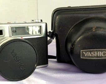 Yashica Electro 35 Messsucher Kamera Leder Tasche Gurt Objektivdeckel ungetestet
