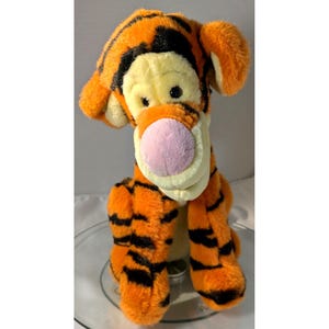 Vintage Walt Disney Company Winnie The Pooh Tigger Plush 10” Curly Tail 1990s