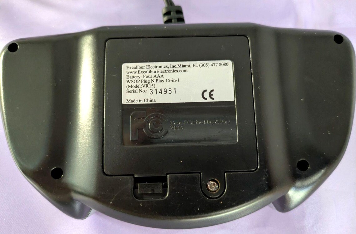 Excalibur Electronics World Series Of Poker 15-in1 Casino Plug and Play TV Game, foto 4 di 5