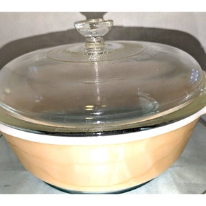 Anchor Hocking Fire King 1 1/2qt. Casserole Dish With Lid Peach Luster Wear