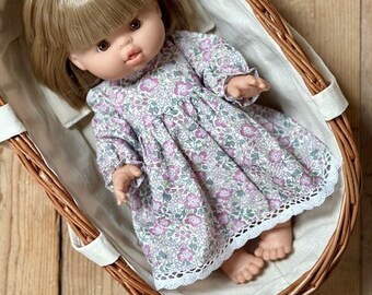 Vestido manga larga con encaje y flores rosas para muñecas Minikane, Paola Reina 34 cm