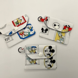 Billetera pequeña con temática de Disney, tarjetero para identificación y tarjetas de crédito, billetera portátil, billetera pequeña para mujer, regalo por diez dólares, billetera de Mickey Mouse
