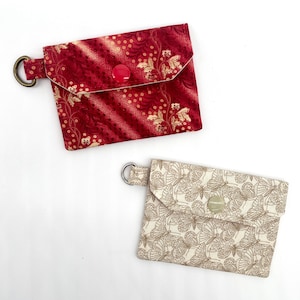 Mini billetera para mujer, con estampado de mariposas beige o enredaderas rojas/burdeos, para llevar contigo en cualquier lugar, para tarjetas de crédito, DNI y tarjetas de visita, regalo para maestras