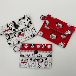 Regalo con temática de perros, tarjetero, tarjetero de identificación, billetera de tela para mujer, bolsa para llevar, regalo por diez dólares, mini billetera, billetera de tela con forma de perro