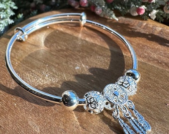 Ein perfektes Geschenk in dieser Weihnachtszeit, Elegantes 925 Sterlingsilber Traumfänger Quaste Feder Runde Perlen Charm Armband