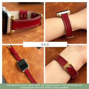 Pode incluir: Pulseira de rel&oacute;gio de couro vermelho com ferragens douradas. A pulseira &eacute; mostrada em um pulso e em uma mesa.