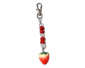 red and heart beaded strawberry keychain | cottagecore keychain | strawberry keychain | phone charm | phone strap | purse charm