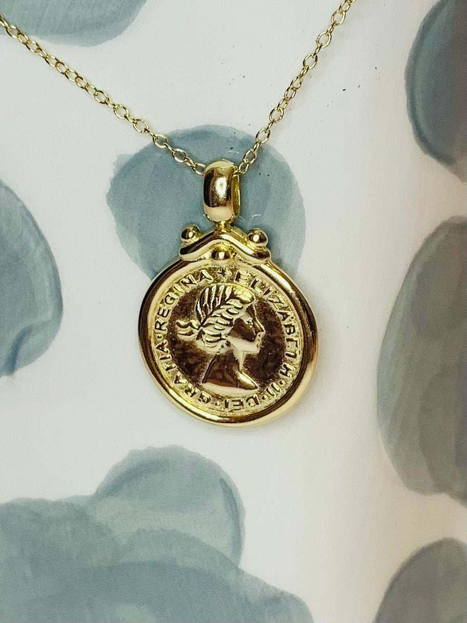 Regina elizabeth ii - Etsy 日本 1982年 エリザベス二世 ハーフペニー コイン ペンダント ネックレス