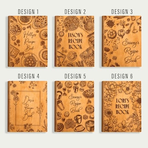 Pode incluir: Seis livros de receitas de madeira com designs gravados. Cada livro apresenta um nome diferente: Holly's, Jason's, Stacey's, Doris', Stacey's e Lori's. As capas s&atilde;o decoradas com ilustra&ccedil;&otilde;es relacionadas com comida e motivos florais.