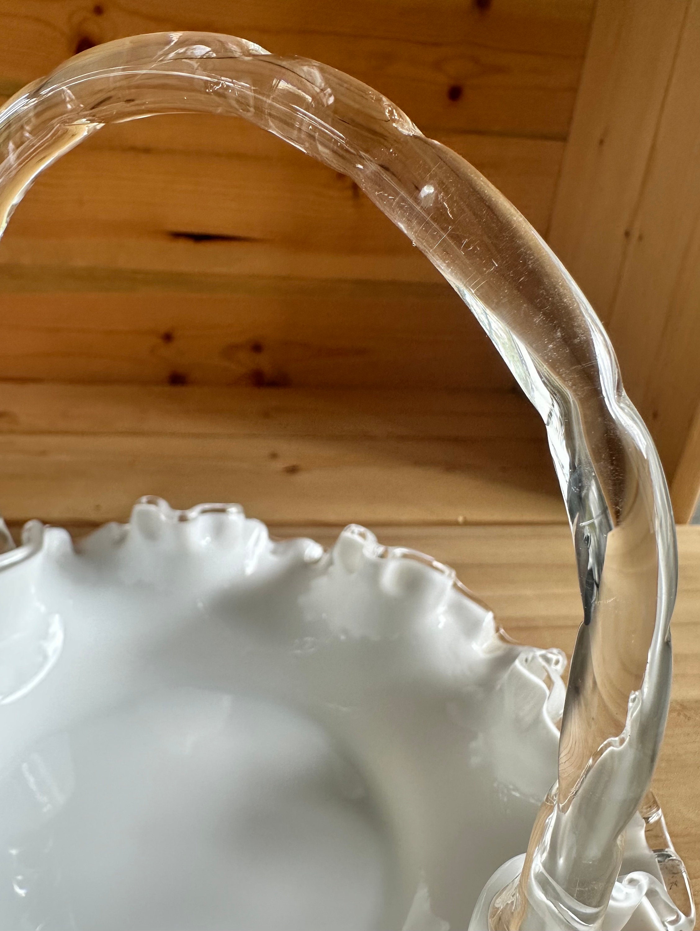 フェントン ミルクガラス レース クリア フリルエッジ ヴィンテージ