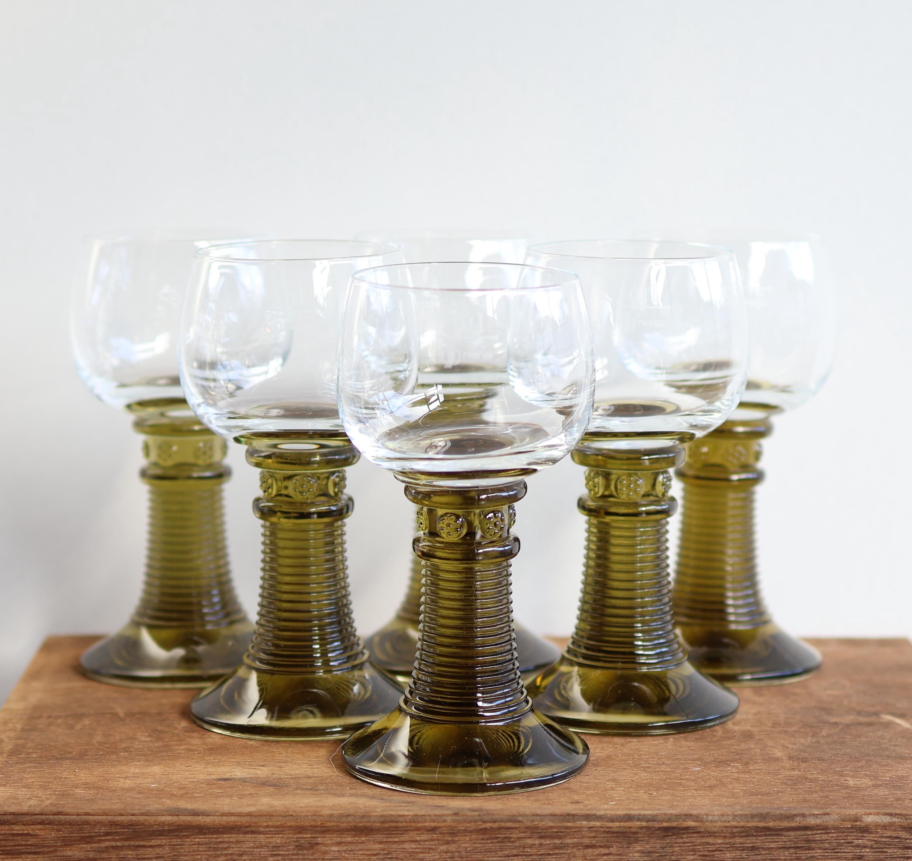 Vintage Zwiesel Glass Wine Glasses Olive Green Foot / Zwiesel Short Glasses / Vintage Green German Glasses / 0.1 L