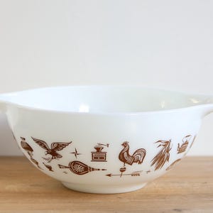 Vintage Pyrex braun weisse Cinderella Schüssel / Mix Schüssel / #443 / 2.5 Quart