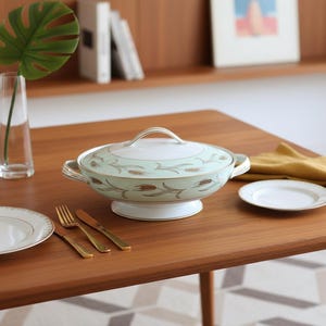 Vintage Alice by Noritake Covered Vegetable Dish, Wheat Pattern, Gold Accent