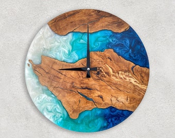 Olivenholz Uhr | 17" Holz und Epoxy Wanduhr | Altholz Wandkunst | Kleine Wanduhr | Wanduhr Einzigartig | Moderne Wanduhr