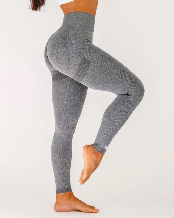 Women's Yoga Leggings with Butt Seamless Booty Tight for Wife Daughter  Mother Friend M Gray
