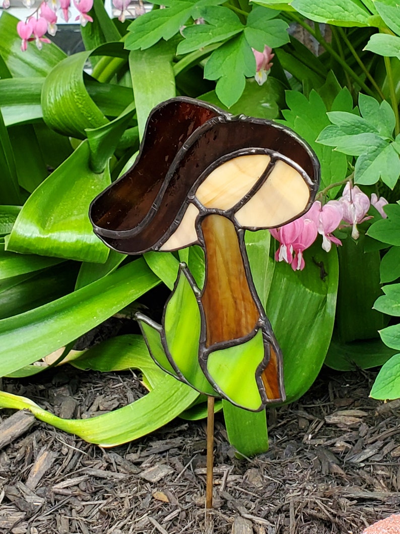 Stained Glass Garden Stake Mushroom Glass Mushroom Decor Etsy