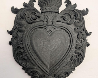 Gothic Sacred Heart Wall Decor – Ornate 3D Printed Victorian Filigree Heart