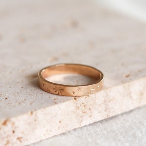 Gold Filled Stardust Band • Gold Star Ring • Celestial Ring Band • Constellation Band • Minimal Gold Ring • Astronomy Ring • Starburst Ring