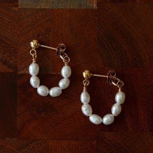 Pearl Huggie Hoops Earrings • Gold Filled Earrings • Pearl Hoops • Pearl Stud Earrings • Freshwater Pearl Beaded Earrings
