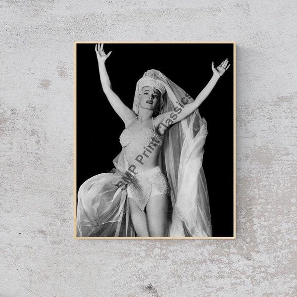 LILI St. CYR, Celebrity 8 x 10 Photo, Stripper, Burlesque, Vintage Photo, Printable Photo, Instant Download, 300 DPI, Wall Art