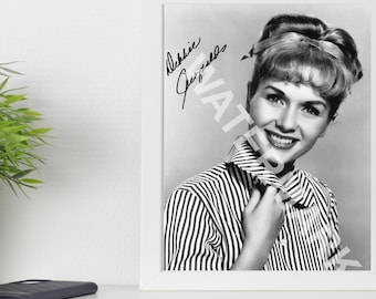 Debbie Reynolds Preprint Autograph Photo - 4x6 Actress Print (Digital Download)